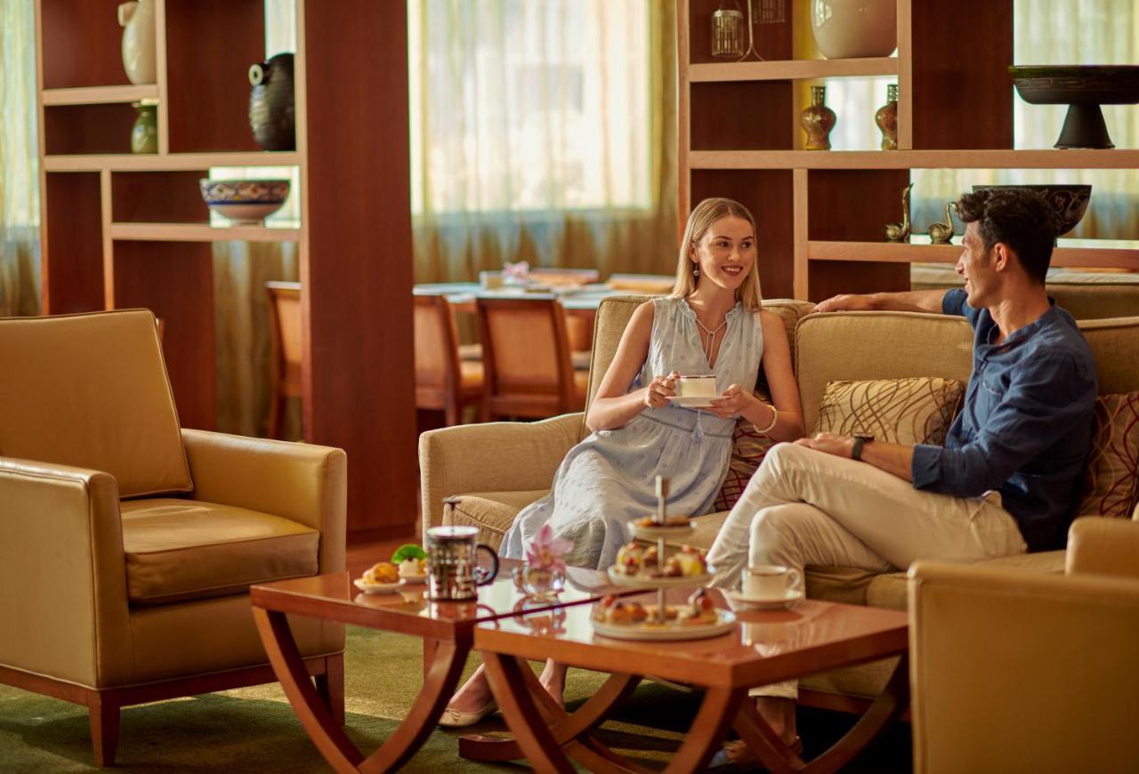 Grand Hyatt Doha Hotel & Villas Esterno foto The Club at Changi Airport