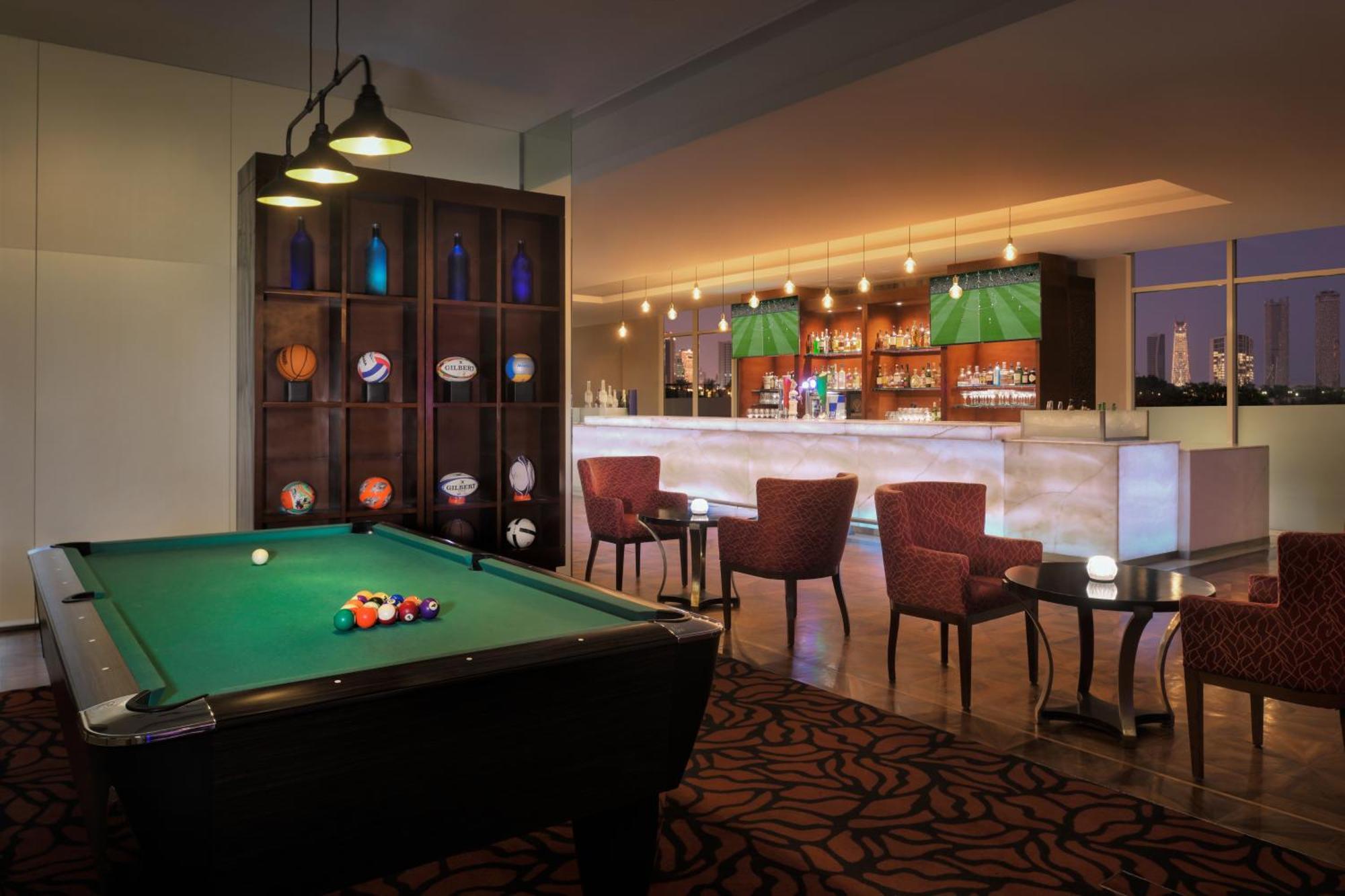 Grand Hyatt Doha Hotel & Villas Esterno foto The Sports Bar